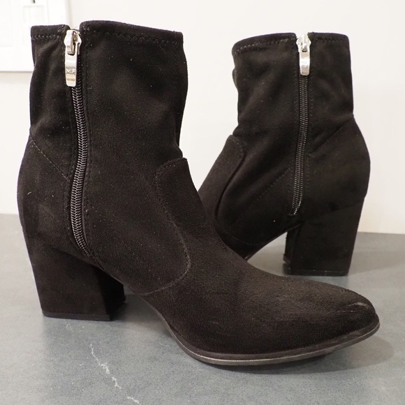 Marc Fisher sz 7.5 Leave2 black suede ankle booties - Picture 2 of 16